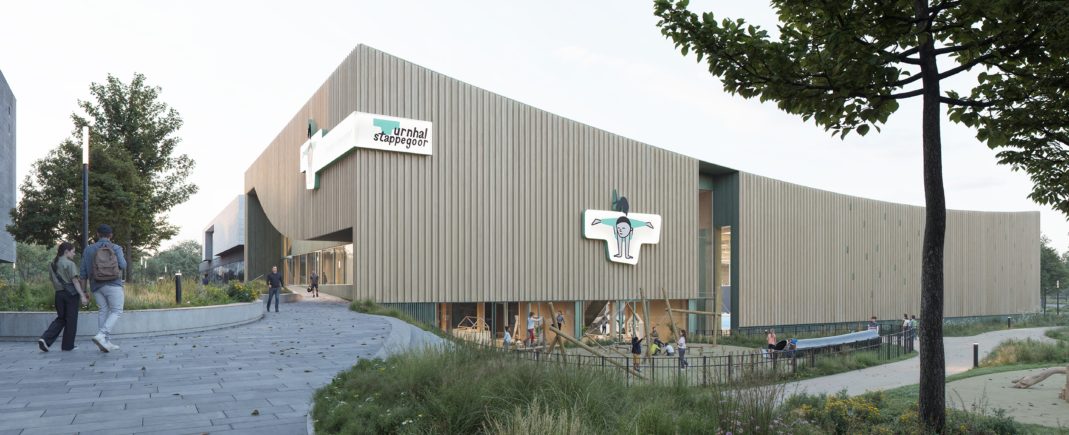 361-EXT 01.1_CopyrightDMOO-web